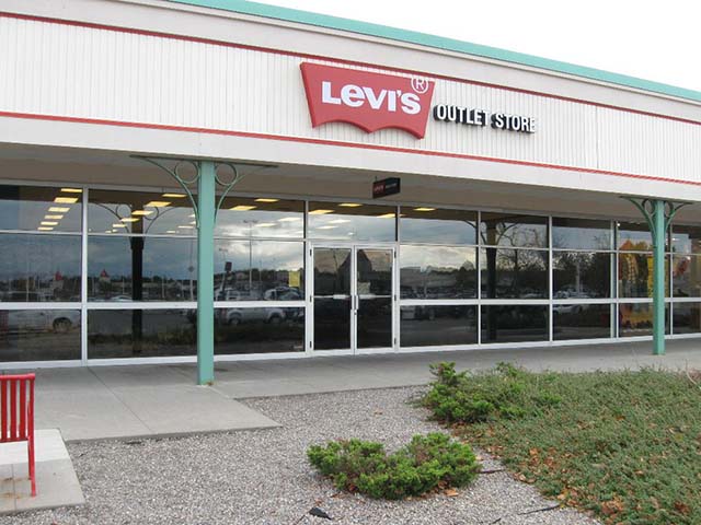 Levi&#39;s® Outlet Store Waterloo Premium Outlets in Waterloo, NY | Levi&#39;s®