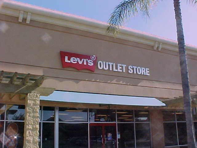 levi jean outlet near me