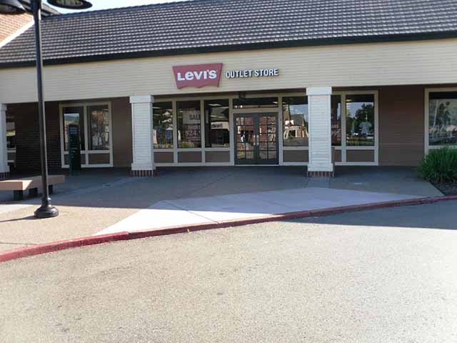 levis livermore outlets