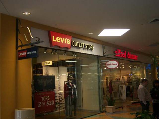 Levi's® Stores Near You - Outlets 